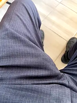 kenanbal0677's cam snapshot