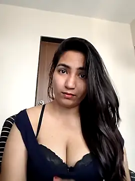 Its_Gayatri's cam snapshot