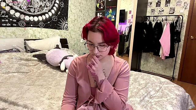 TheaMacrae's cam snapshot