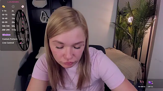 BellaDreamy's cam snapshot