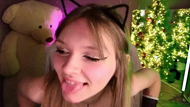 LitaBrom's cam snapshot