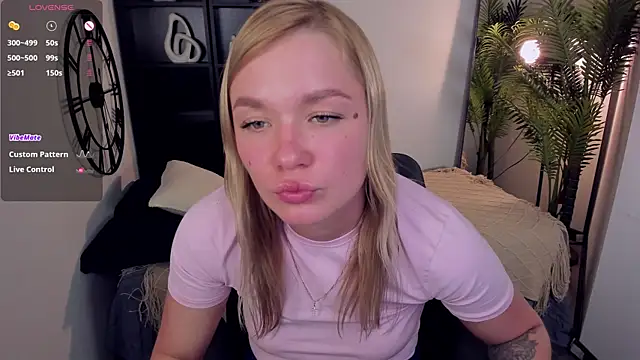 BellaDreamy's cam snapshot