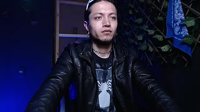 Dicaprioo_'s cam snapshot