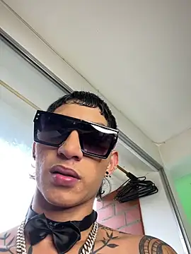 Hardcockboysxxx live sex cam