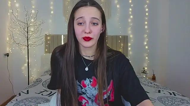 Little_cherryy__'s cam snapshot