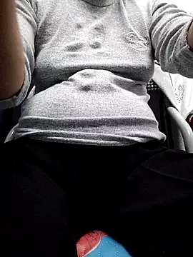 Haralushiaaa's cam snapshot