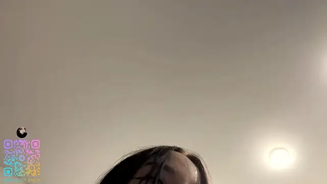 WhiteNoiseJoy's cam snapshot