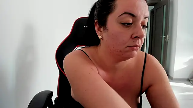 amiraisa11's cam snapshot