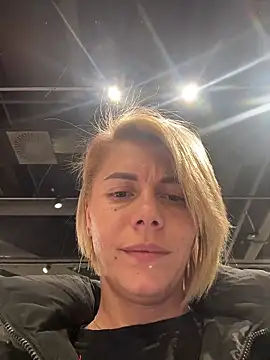 tanyagrey's cam snapshot