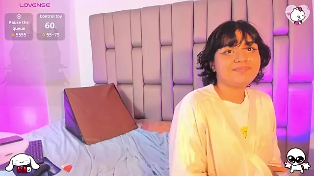 _sowy_venus_ live sex cam