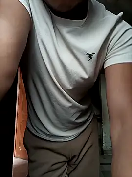 yourcrush0123 live sex cam