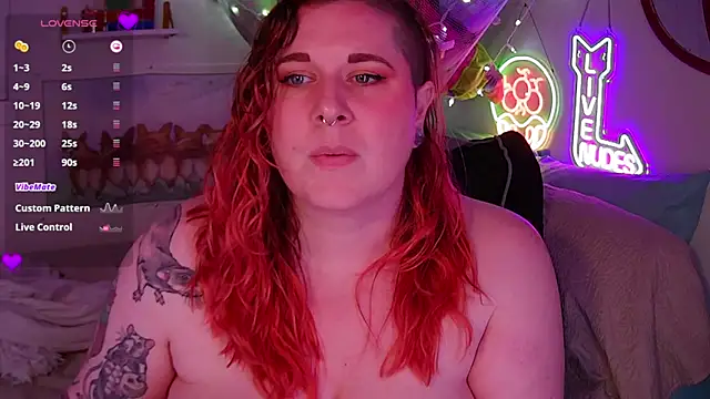 opalreigning's cam snapshot