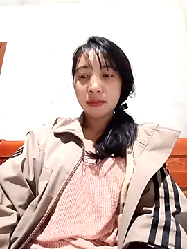 emaame68's cam snapshot