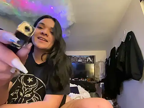 Naughtyghost_'s cam snapshot