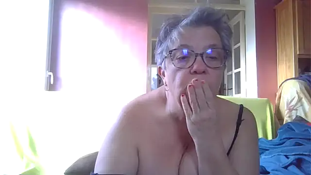 Vandeae44's cam snapshot