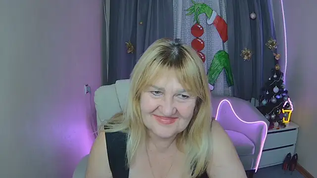 EmmaEllison's cam snapshot