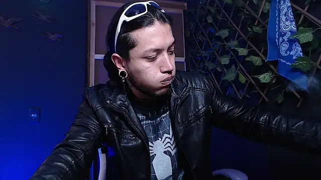 Dicaprioo_ live sex cam