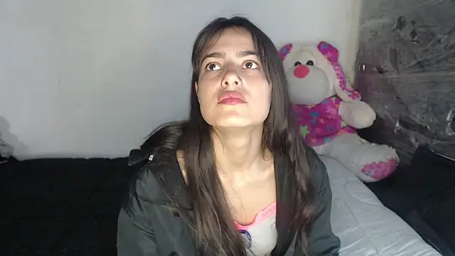 skinny_sweet2411's cam snapshot