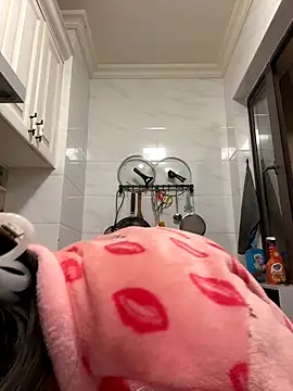 chick-888's cam snapshot