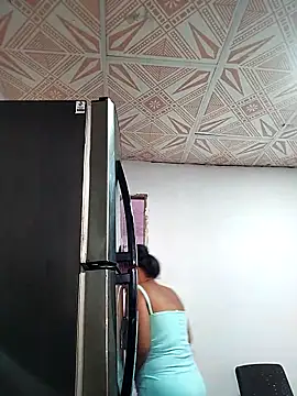 Naomi-Mature's cam snapshot