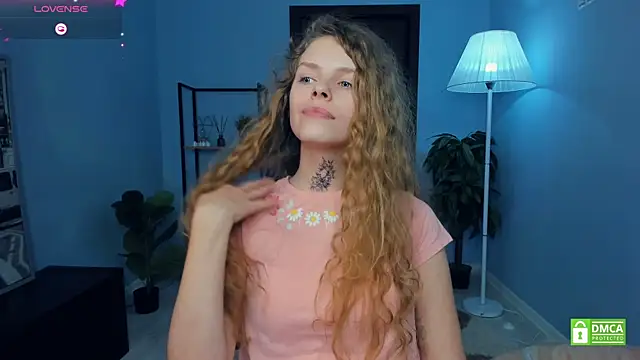 RayaNenlia's cam snapshot