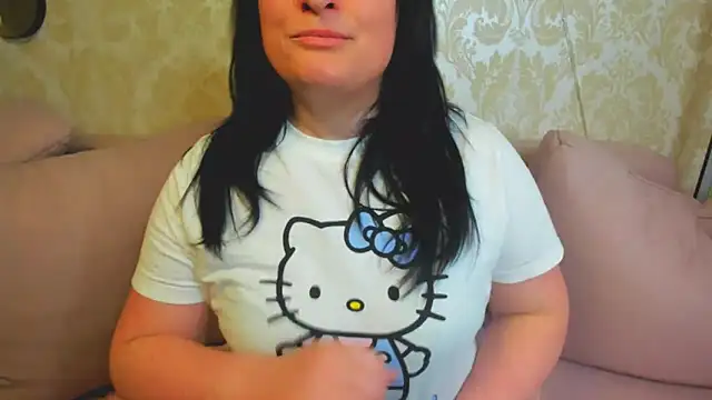 curvynova's cam snapshot