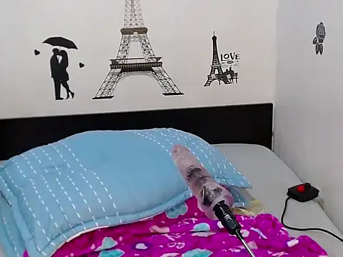 BabyChloe_'s cam snapshot