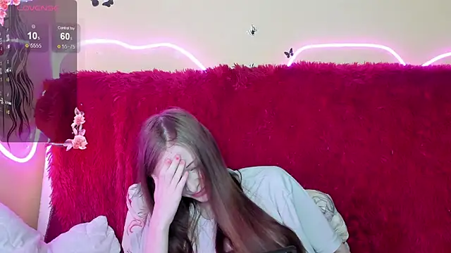 AliceHaris's cam snapshot