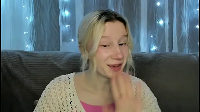 EnigmaSee's cam snapshot