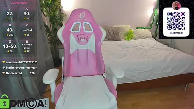 Lesya_Flin's cam snapshot