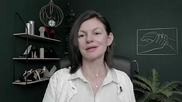 VivianWILD's cam snapshot