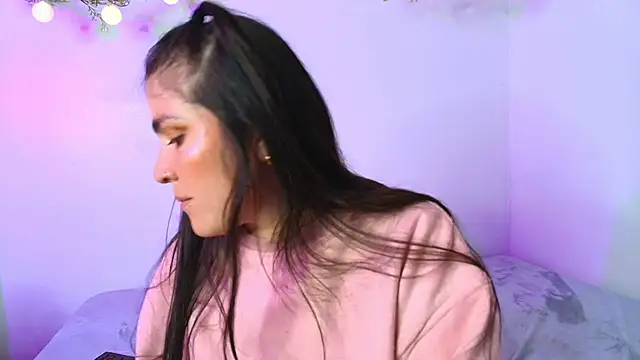 Amara_vega's cam snapshot