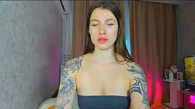 MuseMelody's cam snapshot