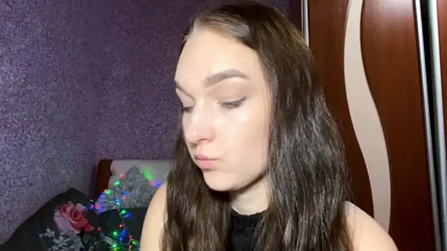 YahairaDuracher's cam snapshot