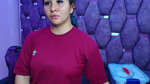 AlaSmith's cam snapshot