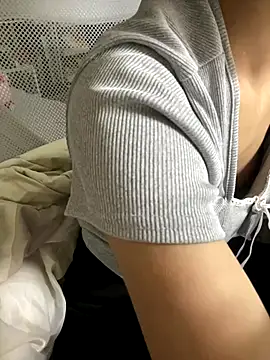 Mina048's cam snapshot