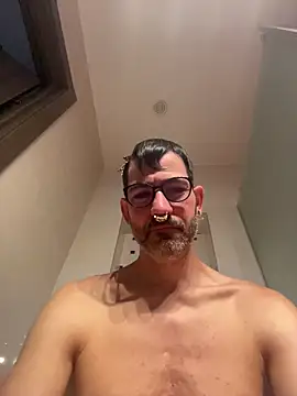 sluttty_submissive_Whore live sex cam