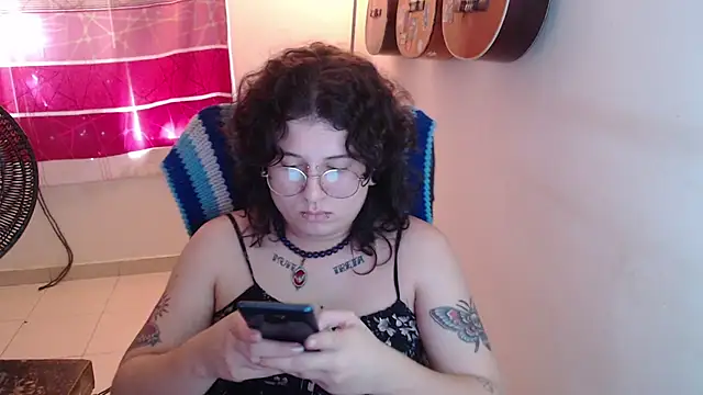 Smoke_trip_Alicia live sex cam