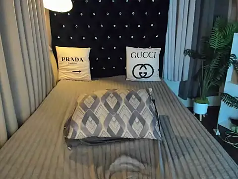 urfanatic_yumi live sex cam