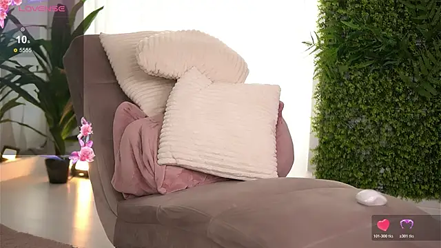 FreyaHeart's cam snapshot