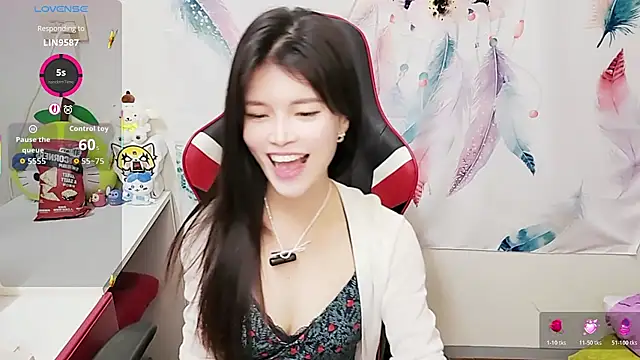 Alina10932 live sex cam