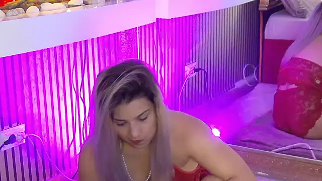 SweetMissXXX's cam snapshot