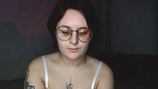 SonyaDew's cam snapshot