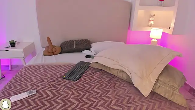 nathalynbarnes live sex cam