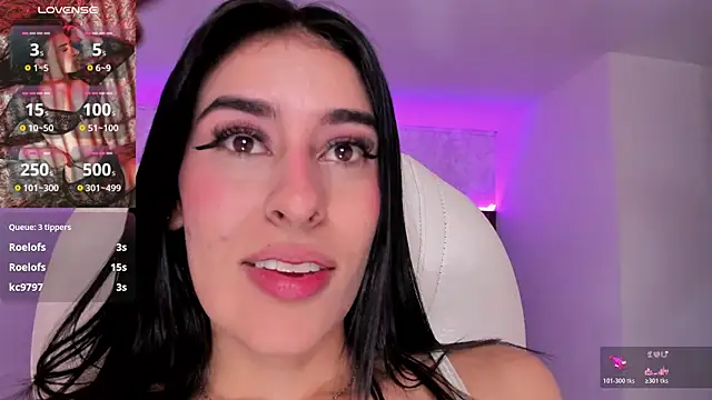 karlaa_james's cam snapshot