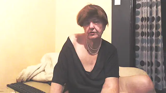 MioritaHard's cam snapshot