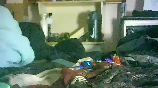 ON3YOULLN3VER_FIR3's cam snapshot