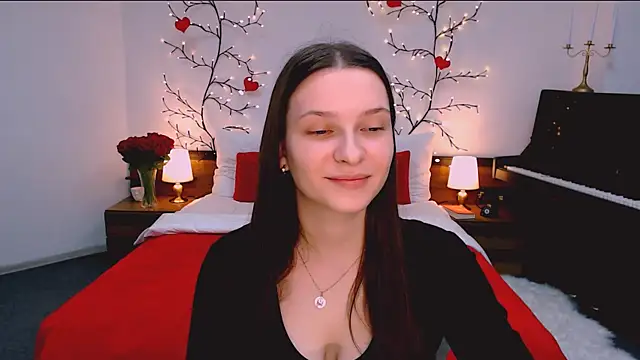 charming_berry's cam snapshot