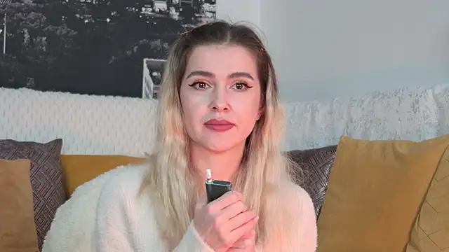 Sarah-Hart's cam snapshot