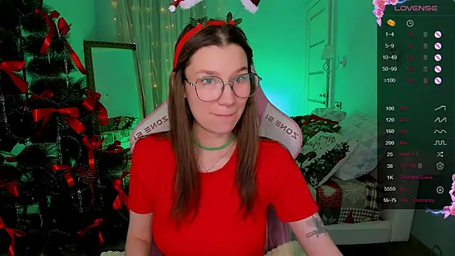 LinaBlossom_'s cam snapshot